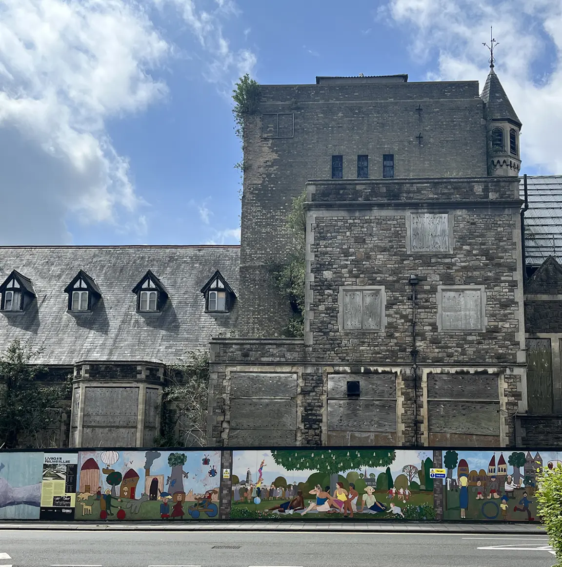 A photo of the mural tryptich created by freelance graphic designer Kate Parsons with local school children and fine artist, Tim Carroll – a creative collaboration in Swindon
